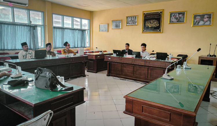 Kunjungan Tim Prabu Bima Tech ke Pondok Pesantren Pondok Pesantren Salafiyah Syafi'iyah Sukorejo Dalam Rangka Implementasi Kartu Belanja Santri